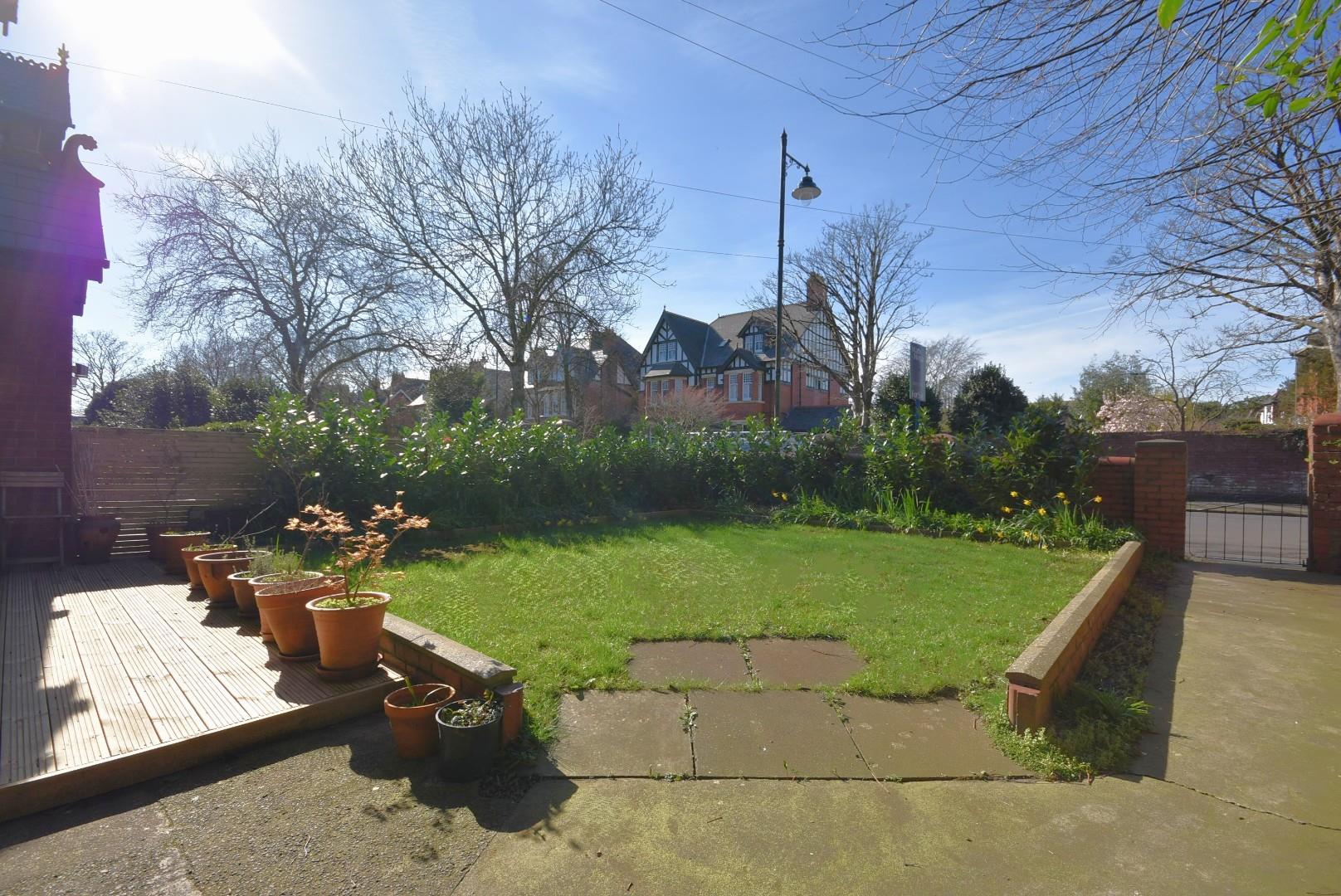 44b Victoria Road, Penarth, CF64 3HY